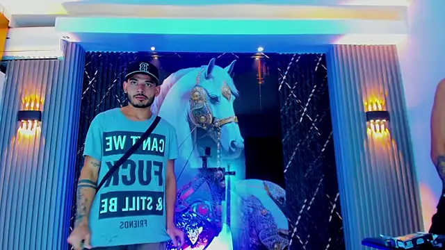 Snapshot of The_Gods_In_Diamonds chatting on 01.17.26 The Gods In Diamonds online show from 01.17.26