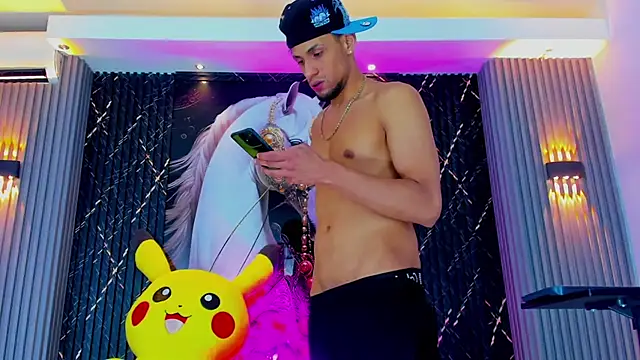 Snapshot of The_Gods_In_Diamonds chatting on 01.19.26 The Gods In Diamonds online show from 01.19.26