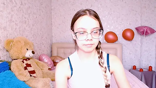 LolliStrawberry online show from 03.25.26