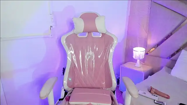 gemma roberts  online show from 02.23.26