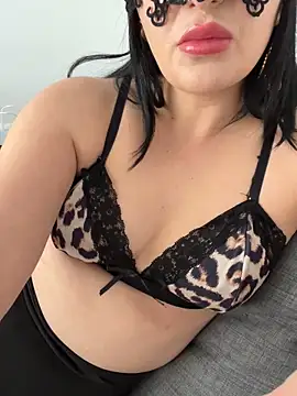 melissiaayzem online show from 04.16.26