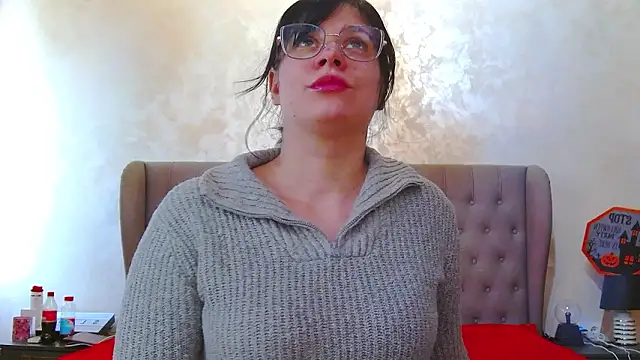 Snapshot of MaddyAllure chatting on 03.02.26 MaddyAllure online show from 03.02.26