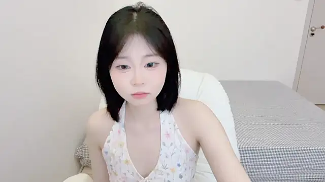 Onefiona online show from 06.17.26