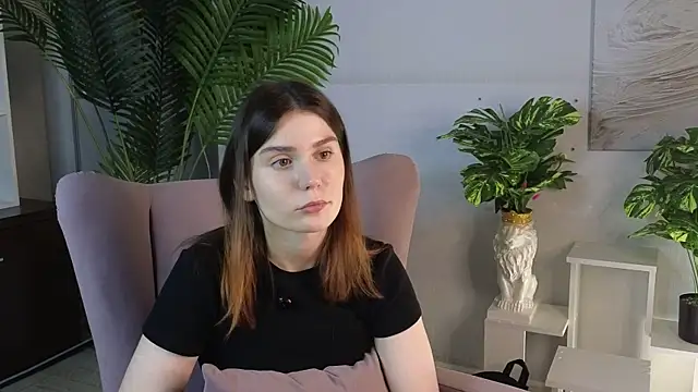 Snapshot of RickiHamelinck chatting on 01.13.26 RickiHamelinck online show from 01.13.26