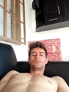 Snapshot of torvyHot chatting on 02.14.26 torvyHot online show from 02.14.26