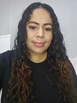 Snapshot of _Zhamira chatting on 01.13.26 Zhamira online show from 01.13.26