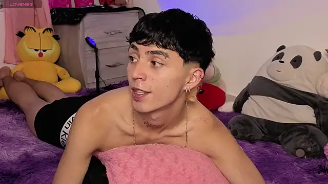 Maiky Cooper01 online show from 03.20.26