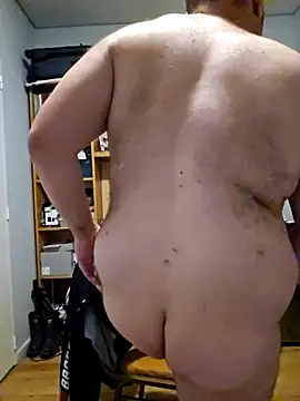 Snapshot of pablovlar chatting on 02.13.26 pablovlar online show from 02.13.26