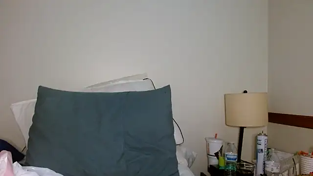 Snapshot of FrankieFuckMe chatting on 02.09.26 FrankieFuckMe online show from 02.09.26