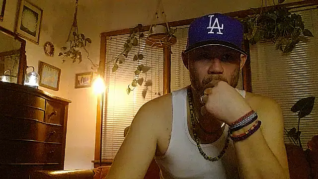 Snapshot of marcus_graves_13 chatting on 02.04.26 marcus graves 13 online show from 02.04.26