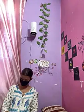 MissHermione2 online show from 04.12.26