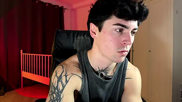 LiamFoster online show from 01.12.26