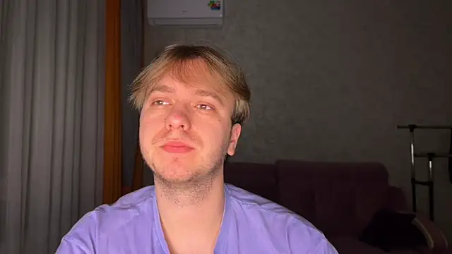 Snapshot of HairyVit chatting on 01.11.26 HairyVit online show from 01.11.26