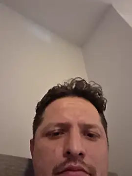 Alopez972 online show from 04.10.26