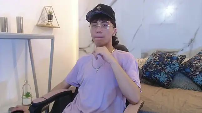 XanderGrey8 online show from 04.12.26