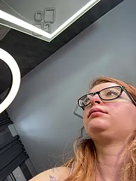 coy girl  online show from 02.12.26