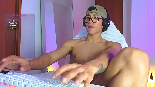 Snapshot of emilio_rivs chatting on 01.17.26 emilio rivs online show from 01.17.26