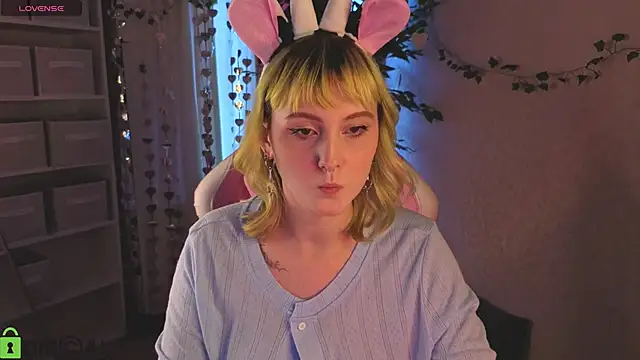 Roziett Belle online show from 03.15.26