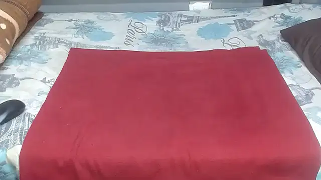 AssQueen32 online show from 02.25.26