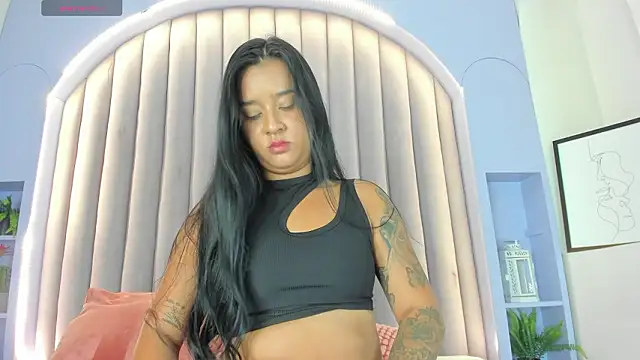 ChloeeMiller   online show from 02.12.26