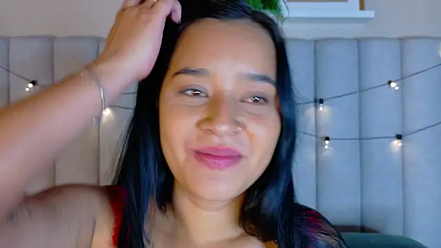 ChloeeMiller   online show from 03.02.26