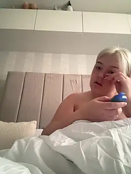 Princess-ivyxoxo online show from 04.27.26