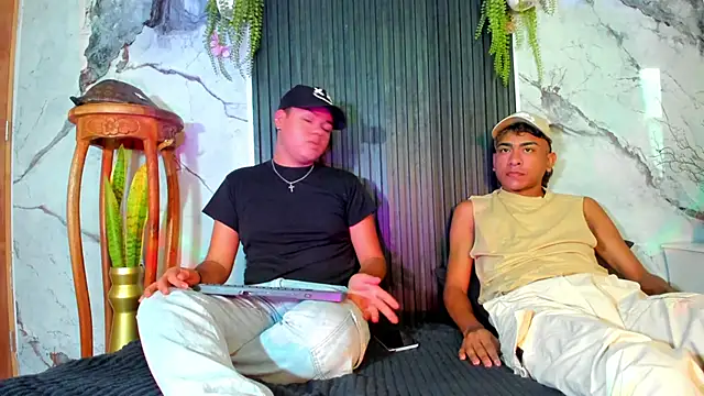 KeenNir cruz online show from 01.14.26