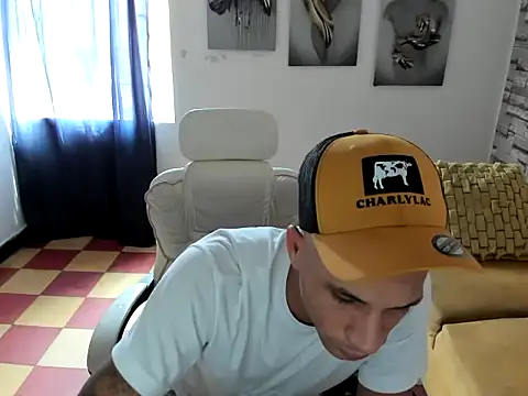 danisegura online show from 01.13.26