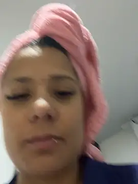 Pretty  Milf online show from 03.28.26