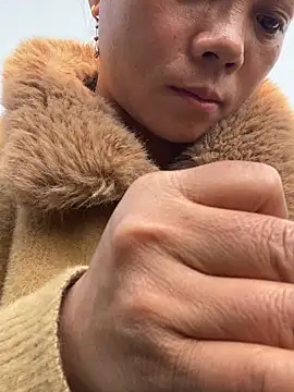 Snapshot of kibennet chatting on 01.13.26 kibennet online show from 01.13.26