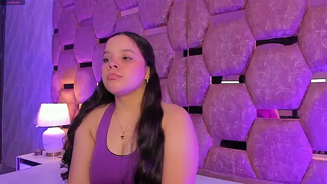 LilyPetite  online show from 01.15.26