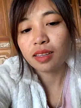 Snapshot of miumiu_sexy2x chatting on 01.13.26 miumiu sexy2x online show from 01.13.26