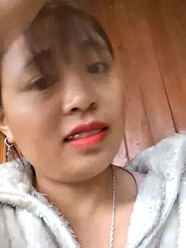 Snapshot of miumiu_sexy2x chatting on 01.15.26 miumiu sexy2x online show from 01.15.26