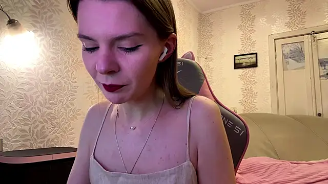 Snapshot of LavondaDeleston chatting on 02.04.26 LavondaDeleston online show from 02.04.26