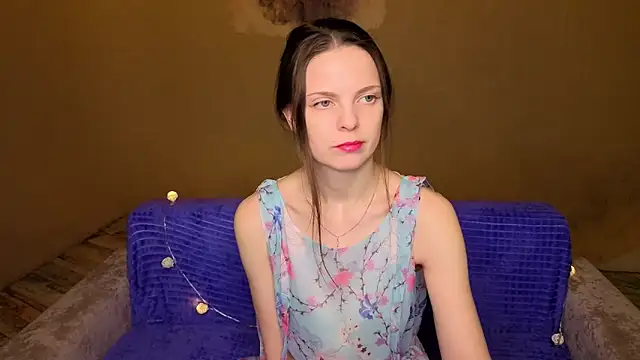 RoseWaulhgberg online show from 04.11.26