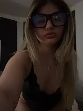 LilaMason online show from 04.04.26