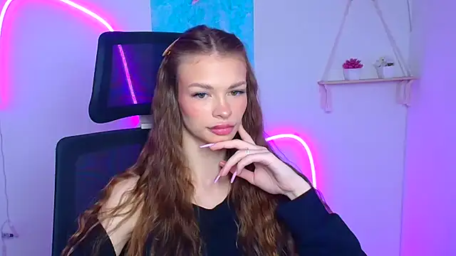 Snapshot of Lina_Loveuu chatting on 03.03.26 Lina Loveuu online show from 03.03.26