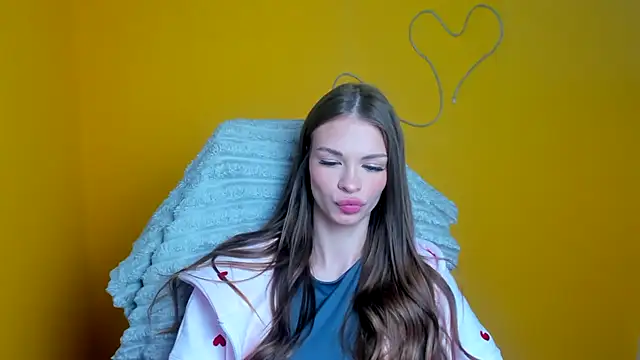 Snapshot of Lina_Loveuu chatting on 03.26.26 Lina Loveuu online show from 03.26.26