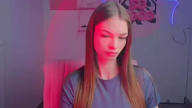 Snapshot of Lina_Loveuu chatting on 04.05.26 Lina Loveuu online show from 04.05.26