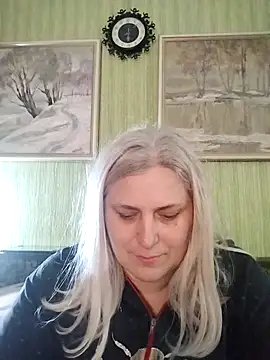 Snapshot of NyushaLollipop chatting on 04.18.26 NyushaLollipop online show from 04.18.26