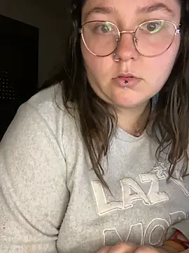 Snapshot of _maracr19_ chatting on 02.25.26 maracr19 online show from 02.25.26