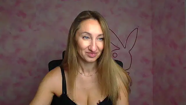 Diana Sweeet  online show from 04.16.26