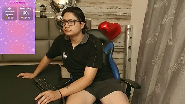 Danner Alaia online show from 02.15.26