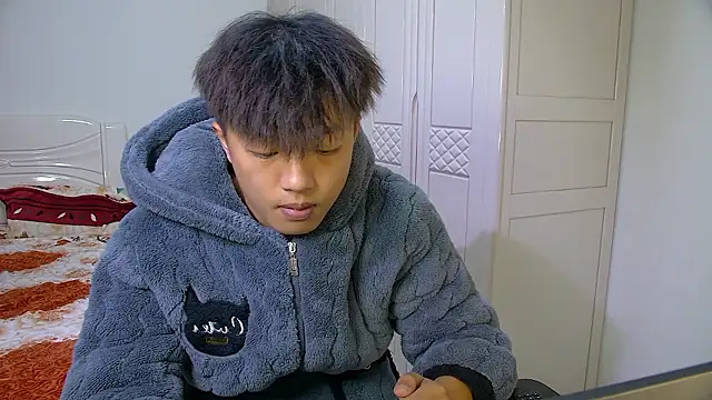 Chocolates-001 online show from 01.19.26