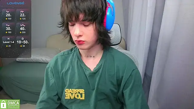 LeonBoykisser online show from 05.18.26