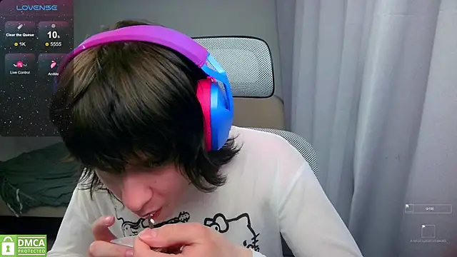 LeonBoykisser online show from 05.26.26