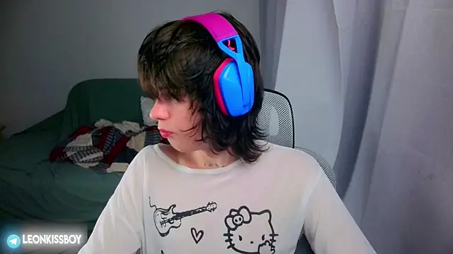 LeonBoykisser online show from 06.29.26