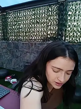 By Lia online show from 02.13.26