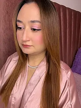 SalomeFlores online show from 04.08.26