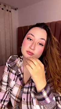 Snapshot of SalomeFlores chatting on 07.21.26 SalomeFlores online show from 07.21.26